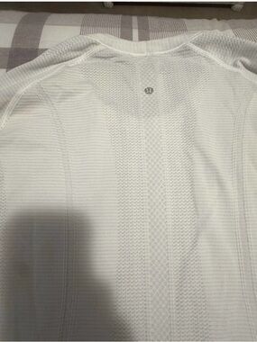 lululemon athletica Long Sleeve Top in White